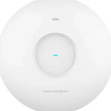 Grandstream GWN7674 Punto de acceso Wi-Fi 7 tribanda para interiores BE21000, 2x4x4, 1 puerto 10GbE (PoE+/PoE++), 1 puerto 2.5GbE (PoE+/PoE++), BLE, más de 640 clientes inalámbricos.