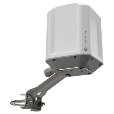 Mikrotik LAMPGM&RG520F-EU (LAMP 5G R16) CPE 5G para exteriores con CPU ARM de doble núcleo a 800 MHz, 512 MB de RAM, 1 puerto Gigabit Ethernet PoE , módem 5G/LTE CAT20 compatible con las ban