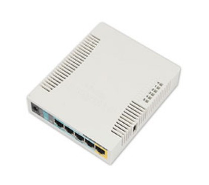 Mikrotik RB951UI-2HND con CPU de 600Mhz, 128MB de RAM, 5xLAN, 2.4Ghz 802b/g/n 2x2 wireless de doble cadena con antenas integradas