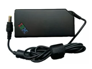 Opción Portátil IBM-Lenovo Adaptador Corriente 02K6809 Reacondicionado