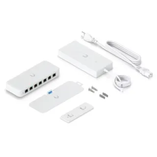 Ubiquiti USW-ULTRA-210W Switch PoE compacto capa 2, 8 puertos GbE (7 con salida PoE+ y 1 con entrada PoE++)