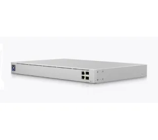 Ubiquiti UXG-Pro Gateway de doble WAN equipado con (2) puertos WAN (GbE RJ45 y 10G SFP+) y (2) puertos LAN (GbE RJ45 y