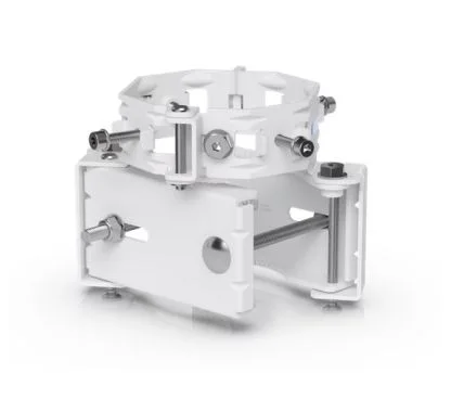 Ubiquiti UACC-WAVE-AP-MICRO-MOUNT Soporte de poste resistente a la corrosión que admite hasta cuatro Wave-AP-Micro o