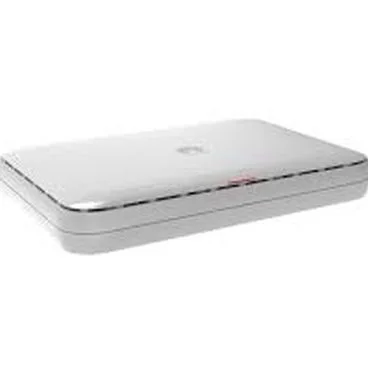 Huawei AR303 Router AR303 1xGE combo WAN 4xGE LAN (se pueden cambiar a WAN) 1xUSB Forwarding performance: 1 Mpps Max clientes: 200 Static Route, RIP, OSPF, BGP, IS-IS. VPN