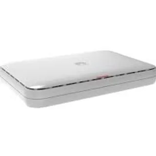 Huawei AR303 Router AR303 1xGE combo WAN 4xGE LAN (se pueden cambiar a WAN) 1xUSB Forwarding performance: 1 Mpps Max