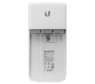 Ubiquiti N-SW Nanoswitch para exterior, 4x puertos gigabit:3 PoE Out y 1x PoE In