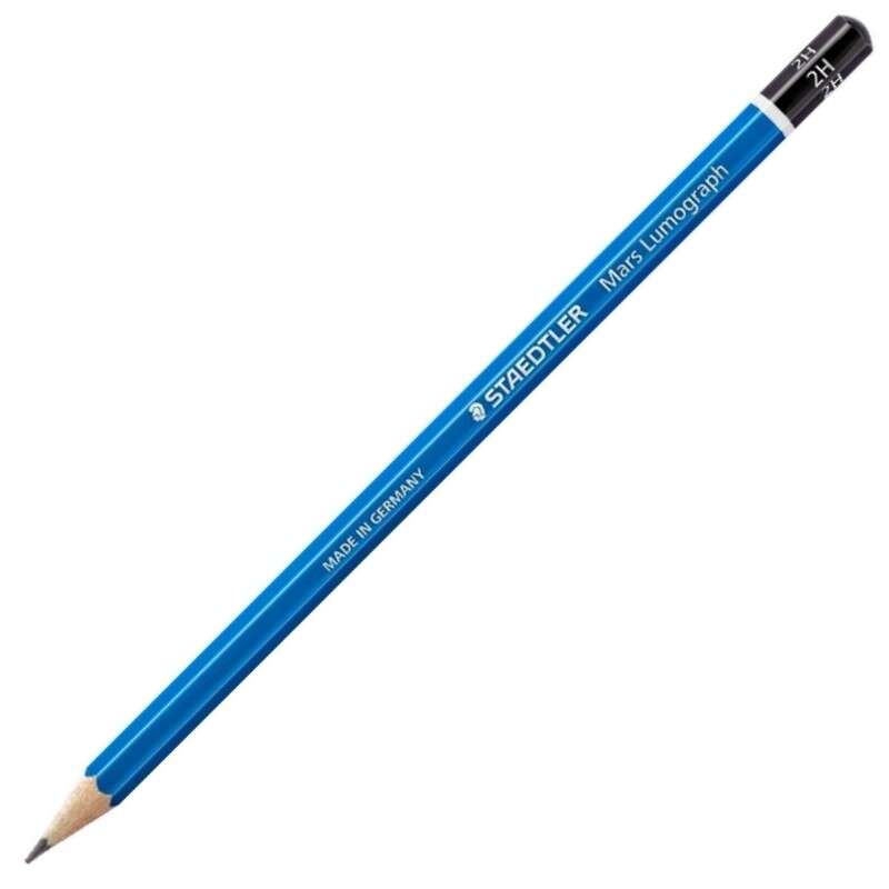 Staedtler Mars Lumograph 100 Lapiz de Grafito Hexagonal - Mina 2H Ultrarresistente de 2mm - Madera de Bosques Sostenibles · Pack de 12 uds.