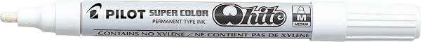 Pilot Super Color Rotulador Permanente Medio - Punta de 4,5mm de Poliacetal - Tinta muy Densa y Opaca - Cuerpo Metalico - Color Blanco · Pack de 12 uds.