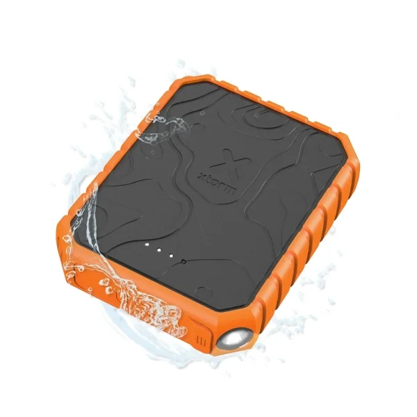 Xtorm Xtreme Power Rugged Powerbank 10.000 mAh 20W - 1x USB-C, 2X USB A - QC 3.0 - IP65 - Linterna - Compacta y Elegante - Color Negro