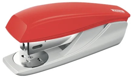 Petrus 210 Recycle Grapadora de Sobremesa - Grapa hasta 25 Hojas - 96% de Plastico Reciclado - Grapado Abierto, Cerrado y Clavado - Incluye 200 grapas Petrus 22/6 - Color Rojo