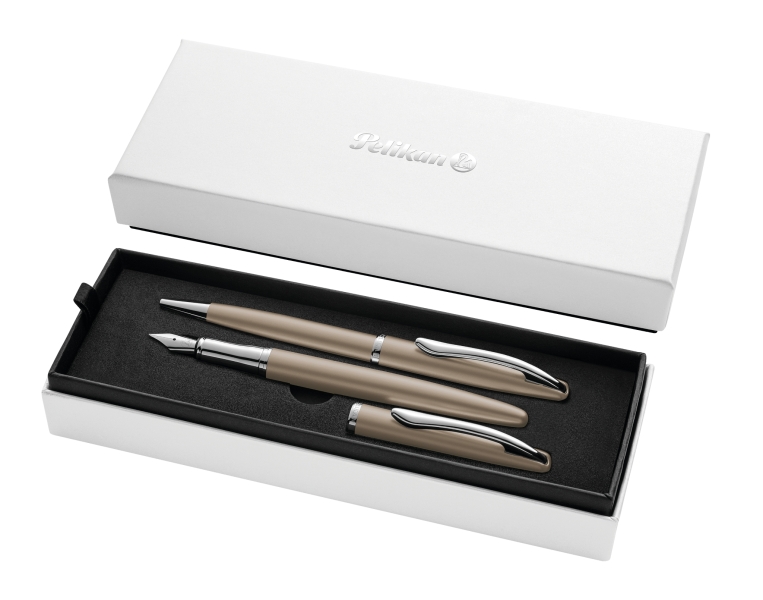 Pelikan Jazz Noble Set de Boligrafo y Estilografica - Cuerpo Satinado con Detalles Cromados - Incluye Estuche de Regalo - Color Pardo