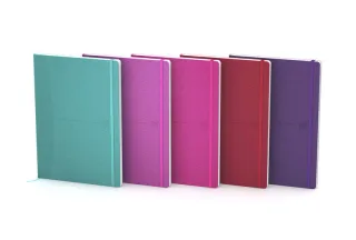 Oxford Signature A5 Cuaderno Cosido - Tapa de Goma Flexible - 80 Hojas Lisas - Colores Surtidos · Pack de 5 uds.