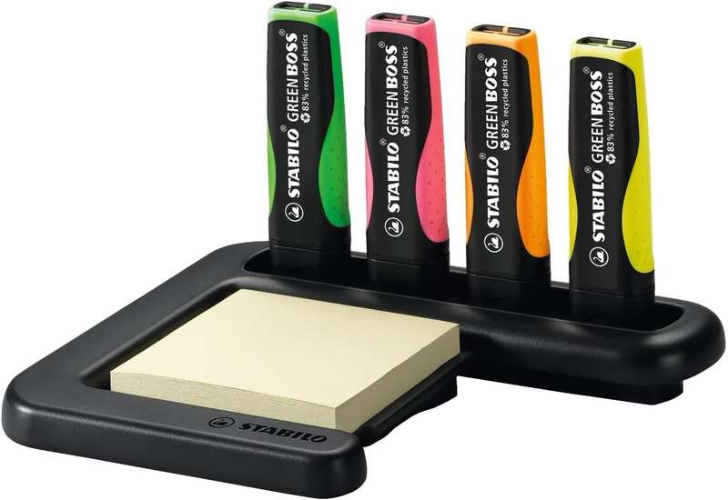 Stabilo Green Boss Set de Mesa de 4 Marcadores Fluorescentes 83% Plastico Reciclado + Bloc de Notas Adhesivas 100% Papel Reciclado - Set Fabricado 98% Plastico Reciclado - Colores Surtidos