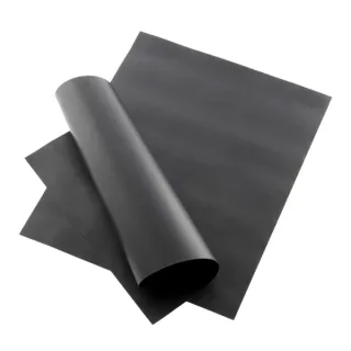 Innovagoods Pack de 2 Esterillas de Fibra de Vidrio para Horno y Barbacoa - Reutilizable - Apto Lavavajillas - Temperatura hasta 265°C - Facil Limpieza - Libre de PFOA - 40x33cm - Color Negr