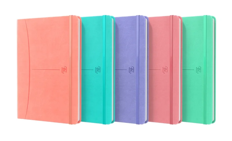 Oxford Signature Cuaderno Cosido Tapa Extradura A5 Liso 80 Hojas Surtido Pastel - Tamaño A5 - Tapa Dura Extradura - 80 Hojas Lisas - Colores Surtidos · Pack de 5 uds.