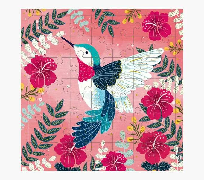 Pictura Tarjeta Puzzle Colibri de 49 Piezas + Tarjeta Plegada - Troquelado - 15.5x15.5cm - Incluye Sobre Blanco y Envoltorio de Celofan - Papel con Certificacion FSC