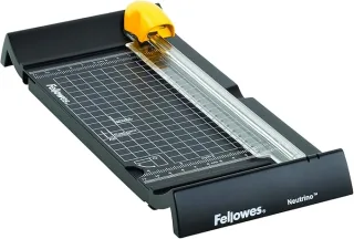 Fellowes Neutrino Cizalla de Papel - Formato A5 - Pinza - Brazo Extensible - Guias de Corte - Cuchilla Autoafilable - Capacidad de Corte hasta 5 Hojas - 34x13.5x4.5cm - Color Negro