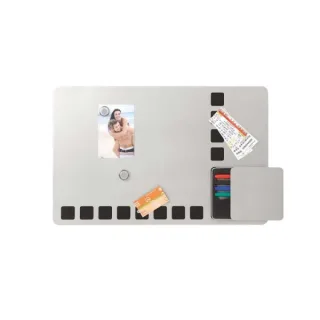 Nobo Pizarra Combinada Magnetica con Cuadriculas de Espuma para Fijar Notas 610x390mm - Incluye 4 Rotuladores, 2 Imanes y Borrador - Almacenamiento para Rotuladores y Borrador