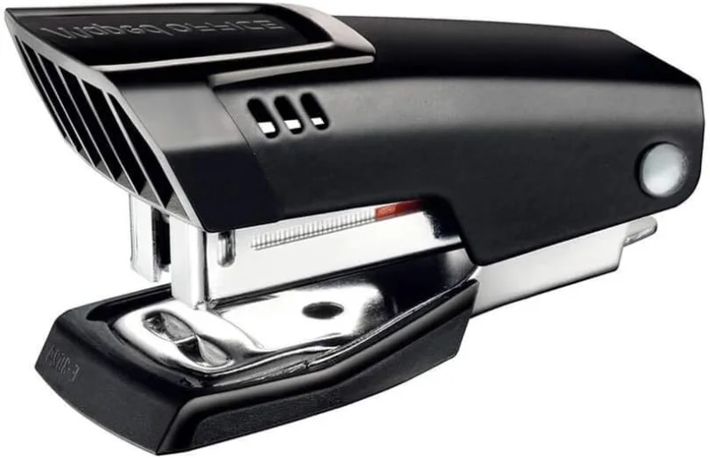 Maped Essentials Mini Grapadora Compacta - Grapa hasta 15 Hojas - Admite Grapas 24/6 y 26/6 - Color Negro