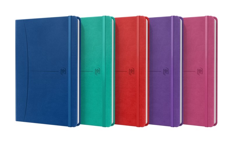 Oxford Signature Cuaderno Cosido Tapa Extradura A5 - 1 Linea - 80 Hojas - Colores Surtidos · Pack de 5 uds.